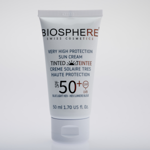 Very High Protection Sun Cream SPF 50+ - Tinted<br>كريم ملوّن للحماية المطلقة س.ب.ف. ٥٠